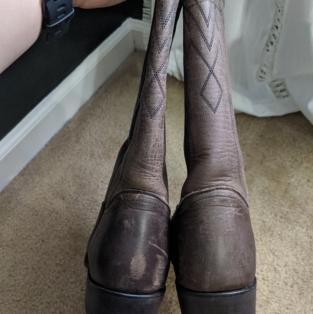 FRYE Pull On Western Boot - Picture 2 of 8